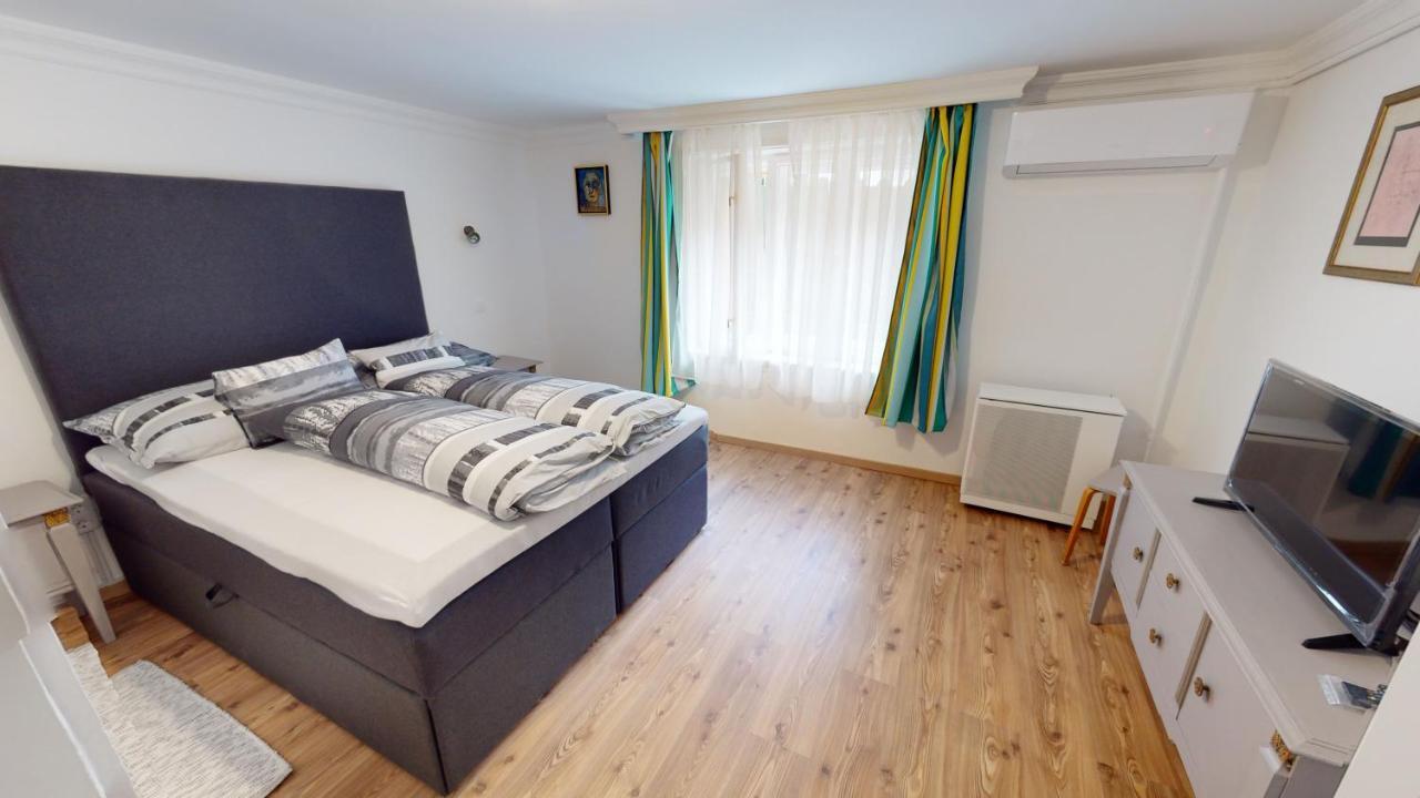 Family Apartman 미슈콜츠 외부 사진