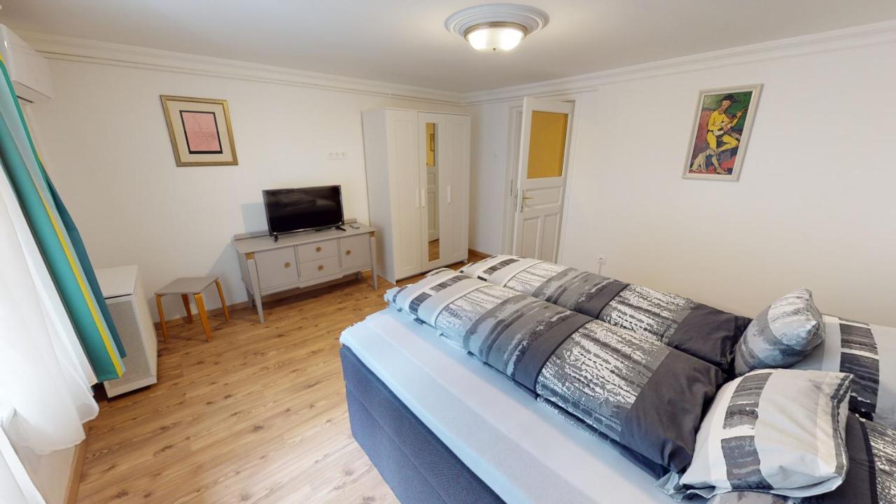 Family Apartman 미슈콜츠 외부 사진