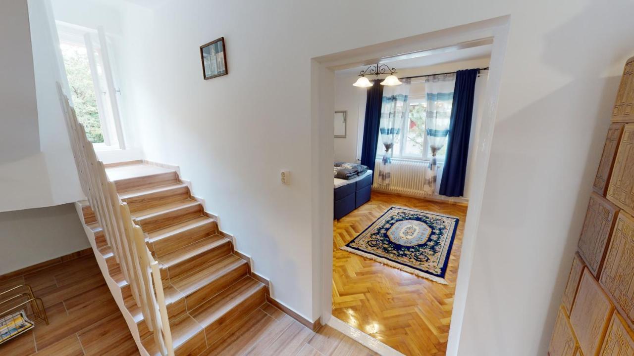 Family Apartman 미슈콜츠 외부 사진