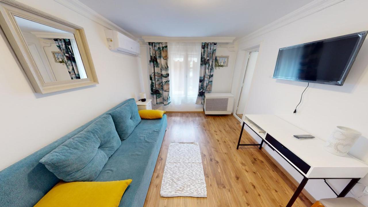 Family Apartman 미슈콜츠 외부 사진