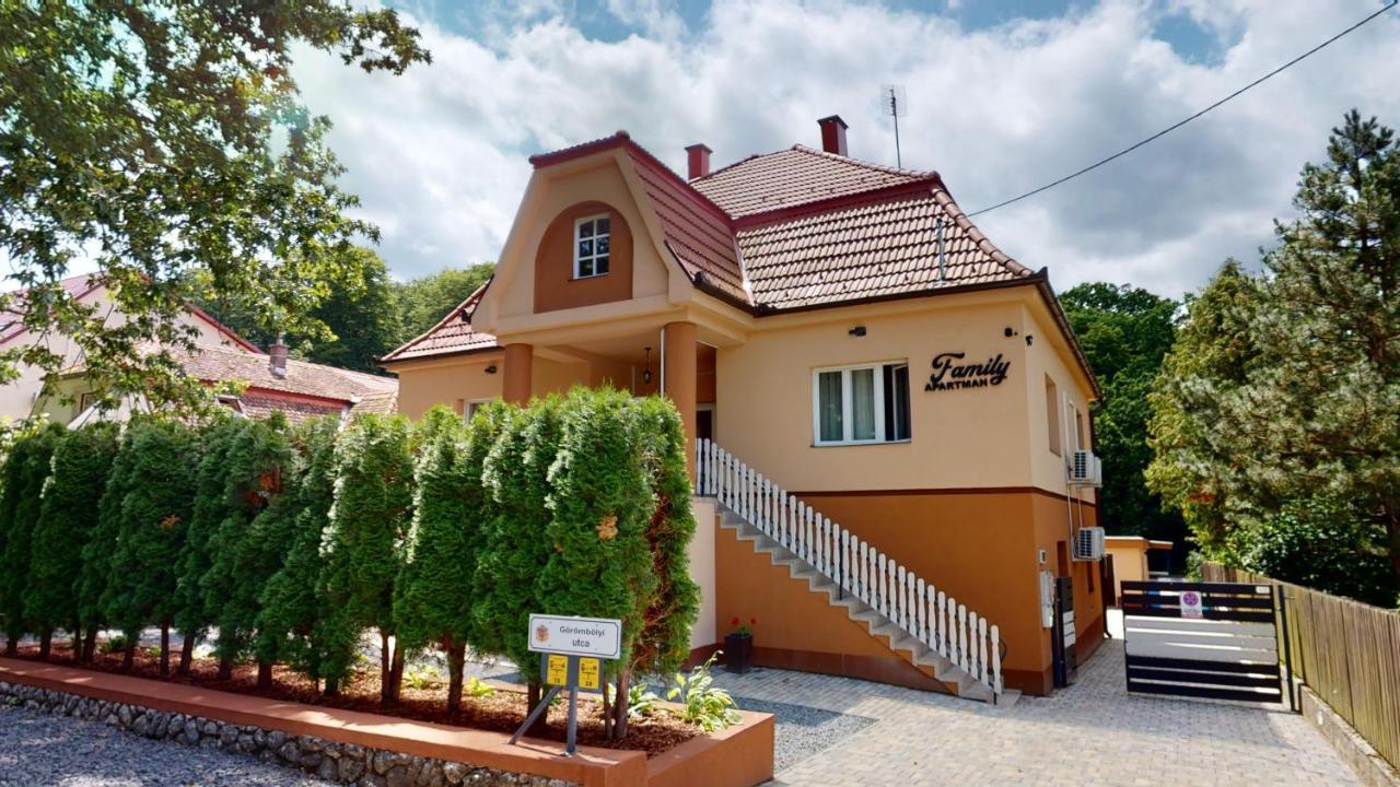 Family Apartman 미슈콜츠 외부 사진